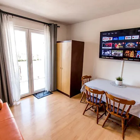 Apartment Curic *